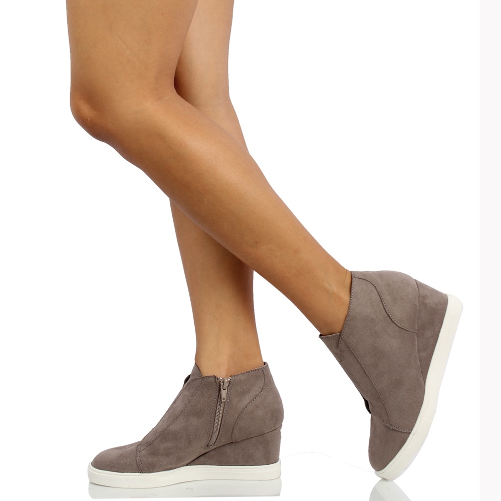 Size 5 Grey Faux Suede Elastic Band Front Wedge - Picture 6 of 6